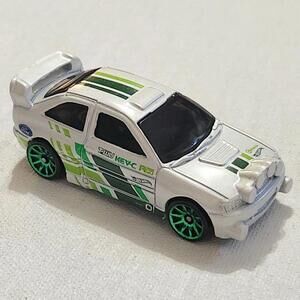 Hot Wheels Escort Rally 2019 Backroad Rally Diecast Car Toy